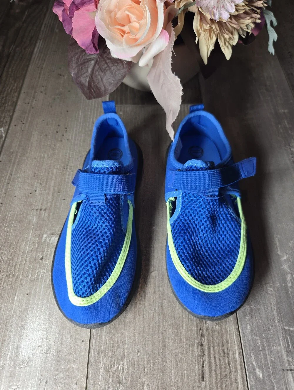 Wonder Nation Toddler Boys 11/12 Electric Blue Water Shoes